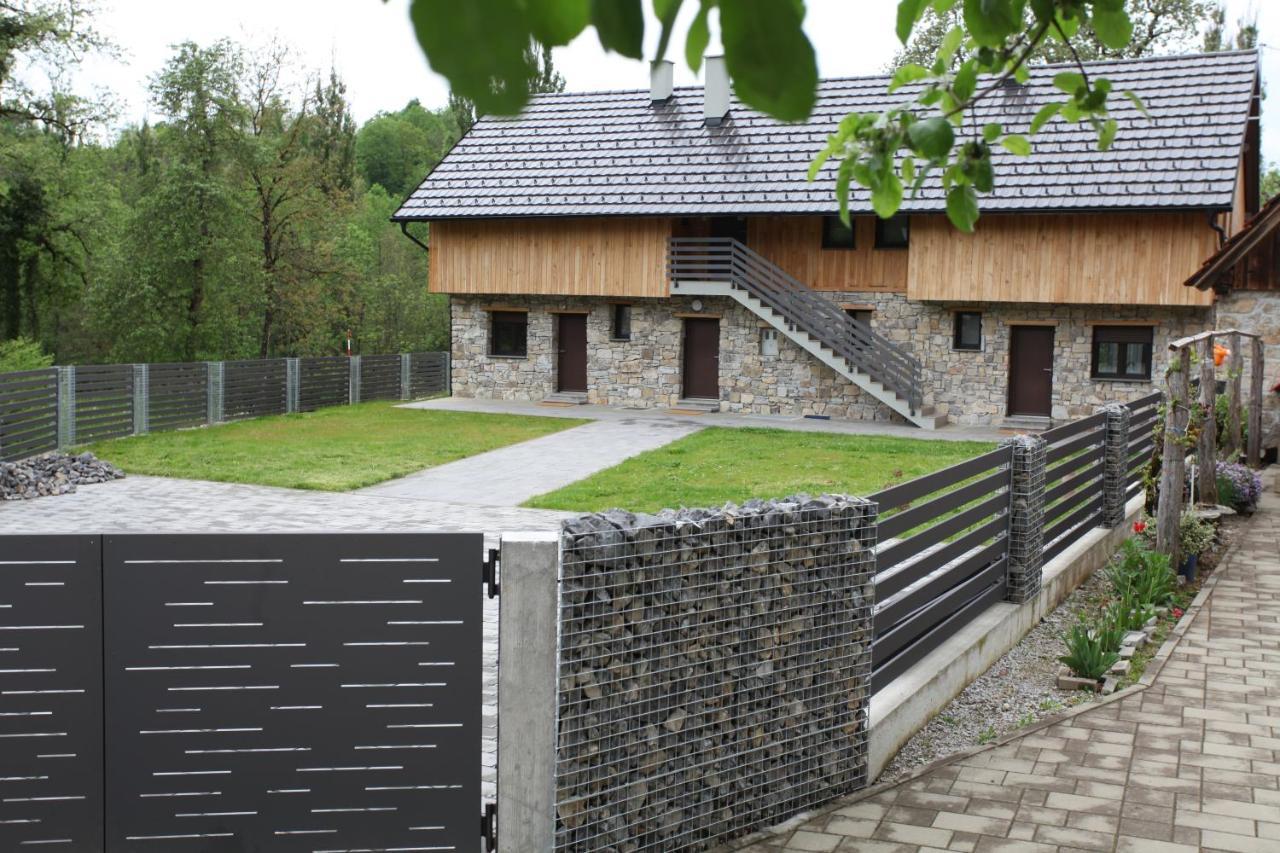 Mulina River Lodge Pribanjci Екстериор снимка